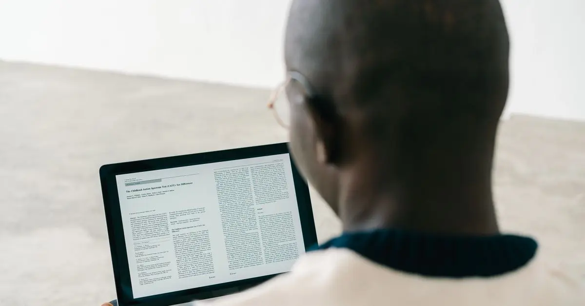Cómo verificar la veracidad de las noticias digitales