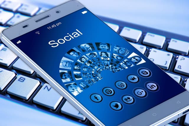 Cómo combatir la desinformación en la era digital